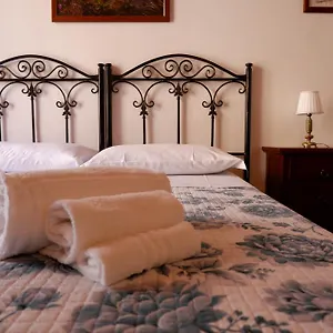  Apartament Sikania Residence